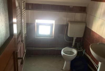 Casă cu 5 camere cu Teren 271 Mp în Enachiță Văcărescu - 4