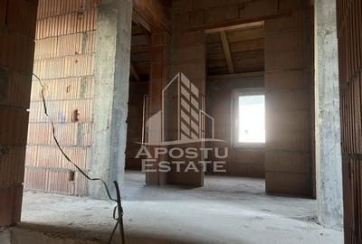 Casa individuala la rosu, teren 700mp, Giarmata - 9