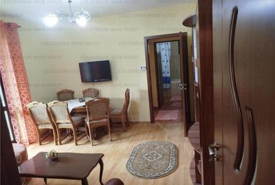 COLOSSEUM: Apartament2 camere caramida renovat Piata Astra - 1