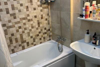Apartament cu 2 camere în Apărătorii Patriei - 1