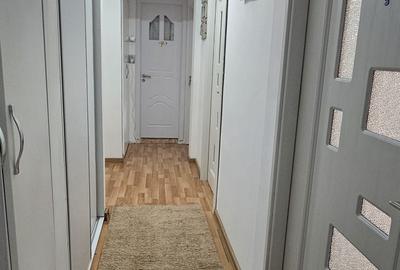 Apartament cu 4 camere decomandat în Cornitoiu - 1