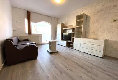 Apartament cu 2 camere decomandat, mobilat în Tractorul - 1