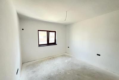 Apartament cu 3 camere decomandat în Sânpetru - 10
