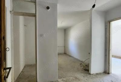 Apartament cu 2 camere decomandat în Petros - 6