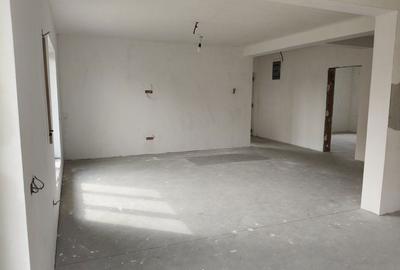 Casă cu 3 camere în Central - 3