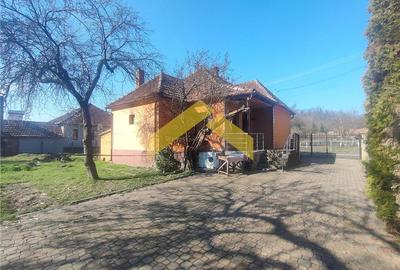 Casă individuală cu 2 camere cu Teren 1501 Mp în Săvârșin - 1