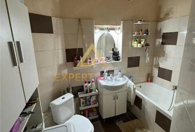 Apartament cu 4 camere decomandat în Central - 10