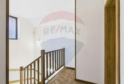 De vanzare | Vila cu 3 camere de vanzare in zona Piatra Arsa, Busteni - 24