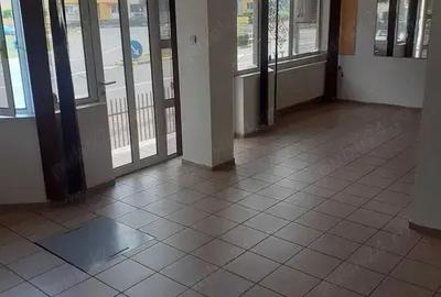 Vand doua apartamente legate in Tecuci cu spa?iu comercial - 3