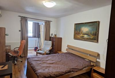 Apartament cu 2 camere decomandat în Titan - 2