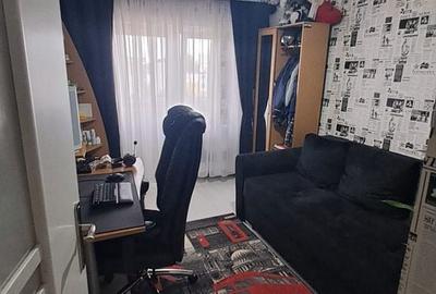 Apartament cu 4 camere decomandat în Progresul - 5