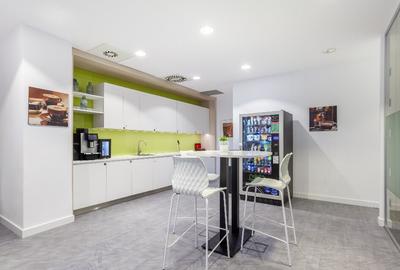 Alatura?i-va unui mediu de co-working cooperativ in Regus Floreasca - 3