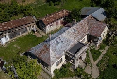 Casa taraneasca de vanzare- PARAVA-BACAU - 5