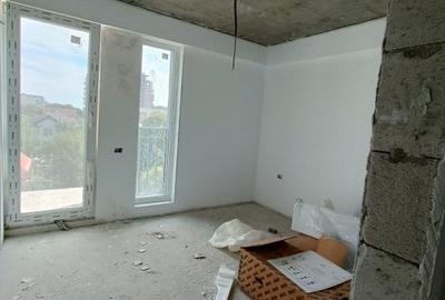 3 camere etaj 3/6 mamaia nord, 125mpc/stadiul alb - 6