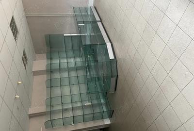 Inchiriez spa?iu central - 4