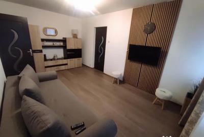 Apartament cu 2 camere decomandat, mobilat în Ultracentral