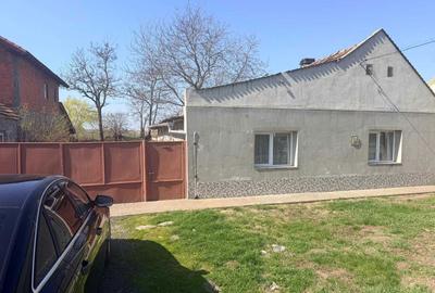 Casă cu 3 camere în Central - 8