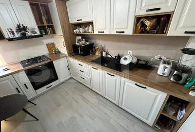 Apartament cu 3 camere decomandat, mobilat în Central - 3