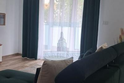 Apartament cu 3 camere decomandat în Tractorul - 1