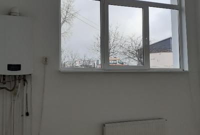 Spațiu industrial, de 350 mp, în Central - 4