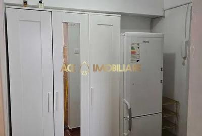 Garsonieră semidecomandată, mobilată în 1 Mai - 4