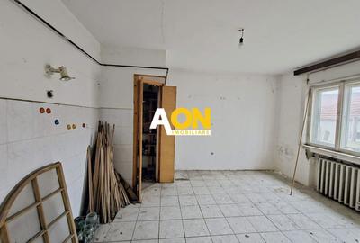 Casă individuală cu 7 camere cu Canalizare în Central - 13