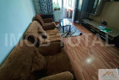 Apartament 3 camere Costesti mobilat si utilat, etaj 4/4 - 2
