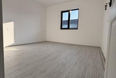 Casă cu 4 camere în Central - 4