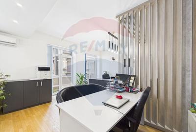 Apartament cu 4 camere decomandat în P-ța Unirii - 5