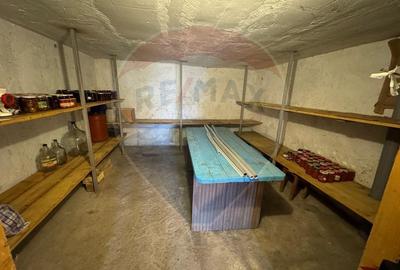 Casă cu 6 camere cu Teren 1263 Mp în Dărmănești - 27