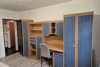 Timisoara 16, statie Sergent Moise, 38 mp, p/4 bl. IIMI, constr. 1982 - 4