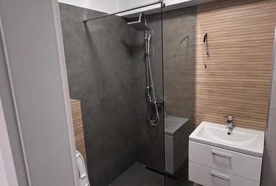 Apartament cu 3 camere decomandat în Galata - 5