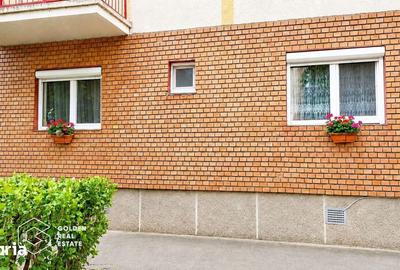 Apartament cu 3 camere decomandat, mobilat în Micălaca