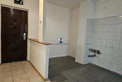 Apartament cu 3 camere decomandat în Giurgiului - 7