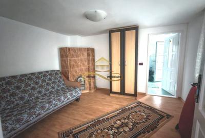 Casă individuală cu 2 camere cu Canalizare în Parincea - 10