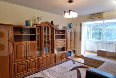 Apartament cu 3 camere decomandat în Micro 1 - 6