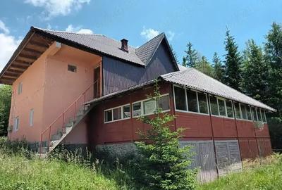 Casă cu 6 camere în Central - 10