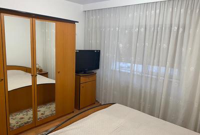 Apartament cu 3 camere decomandat în Stadion - 4