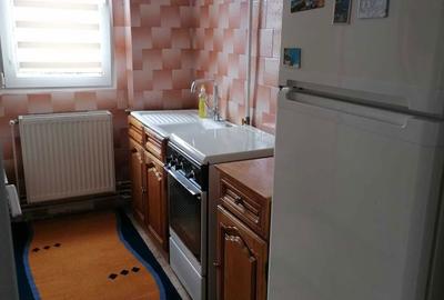 Apartament cu 3 camere semidecomandat în Gemenii - 8