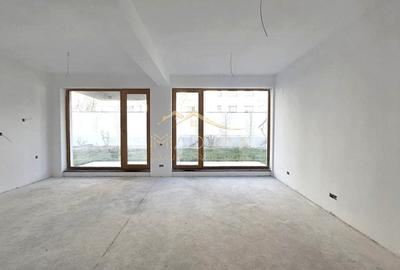 Apartament de vanzare 3 camere + curte 75mp***Domenii - 2