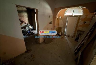 Casă cu 2 camere cu Teren 137 Mp în 8 Martie - 9