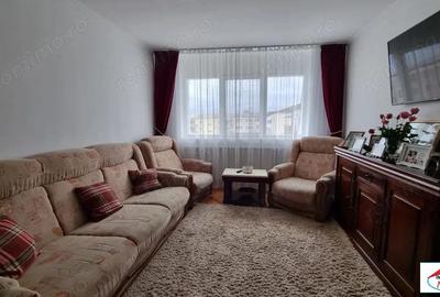 Apartament 3 camere Micro 16 din BCA - 12