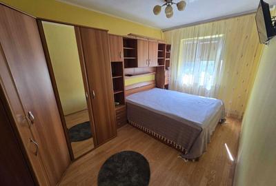Apartament cu 3 camere semidecomandat în Boema - 13