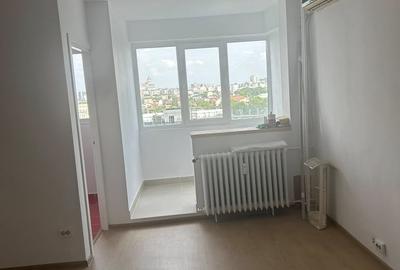 Garsonieră decomandată în Drumul Taberei
