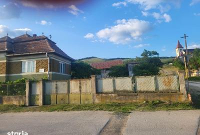 Casă cu 3 camere cu Teren 1760 Mp în Lopadea Nouă - 7