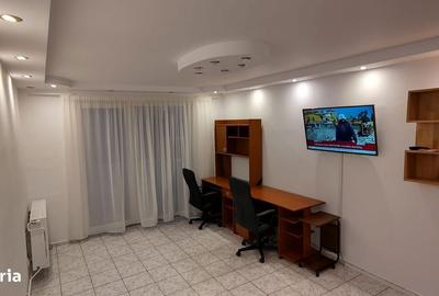 Apartament cu 2 camere decomandat în Tractorul - 8