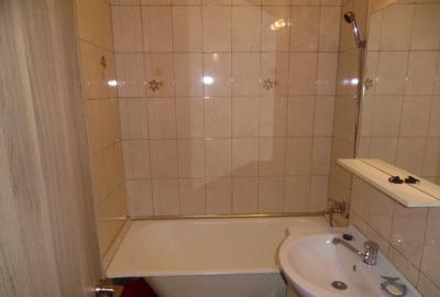 Inchiriez apartament 2 camere in Deva, pe str. Minerului, et 1 - 1