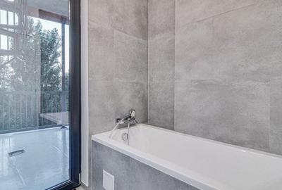 NOU!3 camere 160 mp utili, GARDEN FLOOR 80 mp, LAKE VIEW! - 20