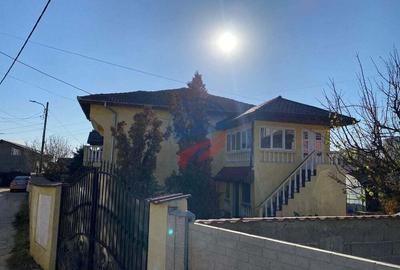 Casă cu 6 camere cu Teren 720 Mp în Bordei - 3