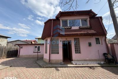 Casă cu 3 camere cu Canalizare în Central - 18